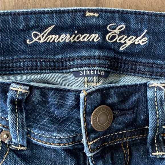 Woman’s American Eagle Stretch Boot Jeans - Picture 3 of 7